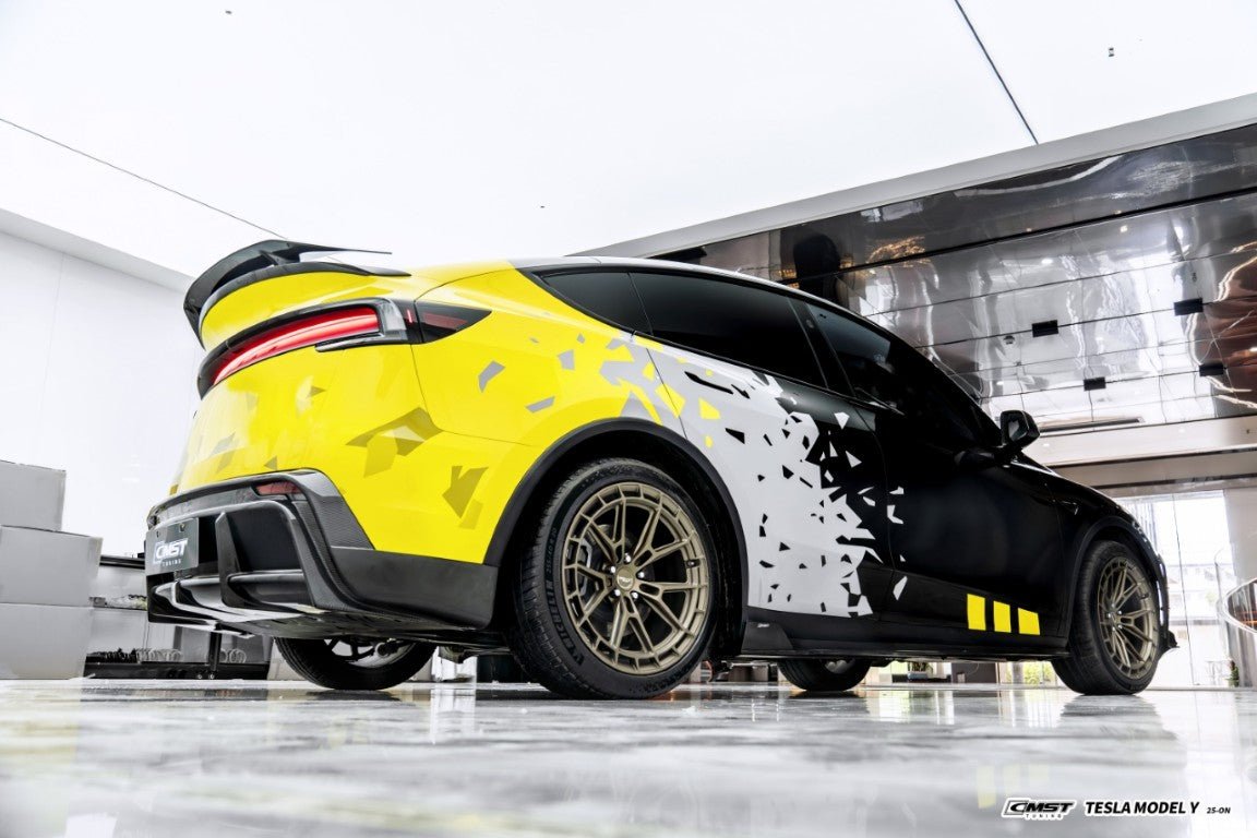 CMST - TESLA MODEL Y JUNIPER 2025+ CARBON FIBER V1 SIDE SKIRTS - Aero Carbon UK