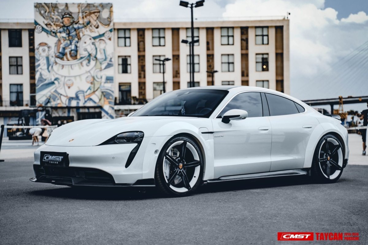 CMST - PORSCHE TAYCAN TURBO / TURBO S CARBON FIBRE FULL BODY KIT