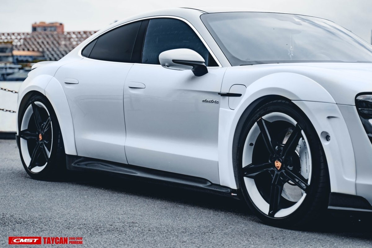 CMST - PORSCHE TAYCAN TURBO / TURBO S CARBON FIBRE FULL BODY KIT