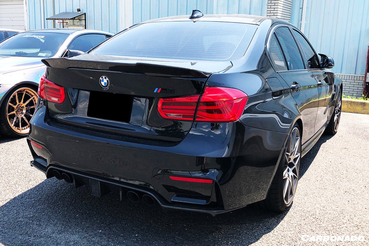 DARWINPRO - BMW M3 F80 / M4 F82 2014-2020 KNF STYLE CARBON FIBRE REAR DIFFUSER - Aero Carbon UK
