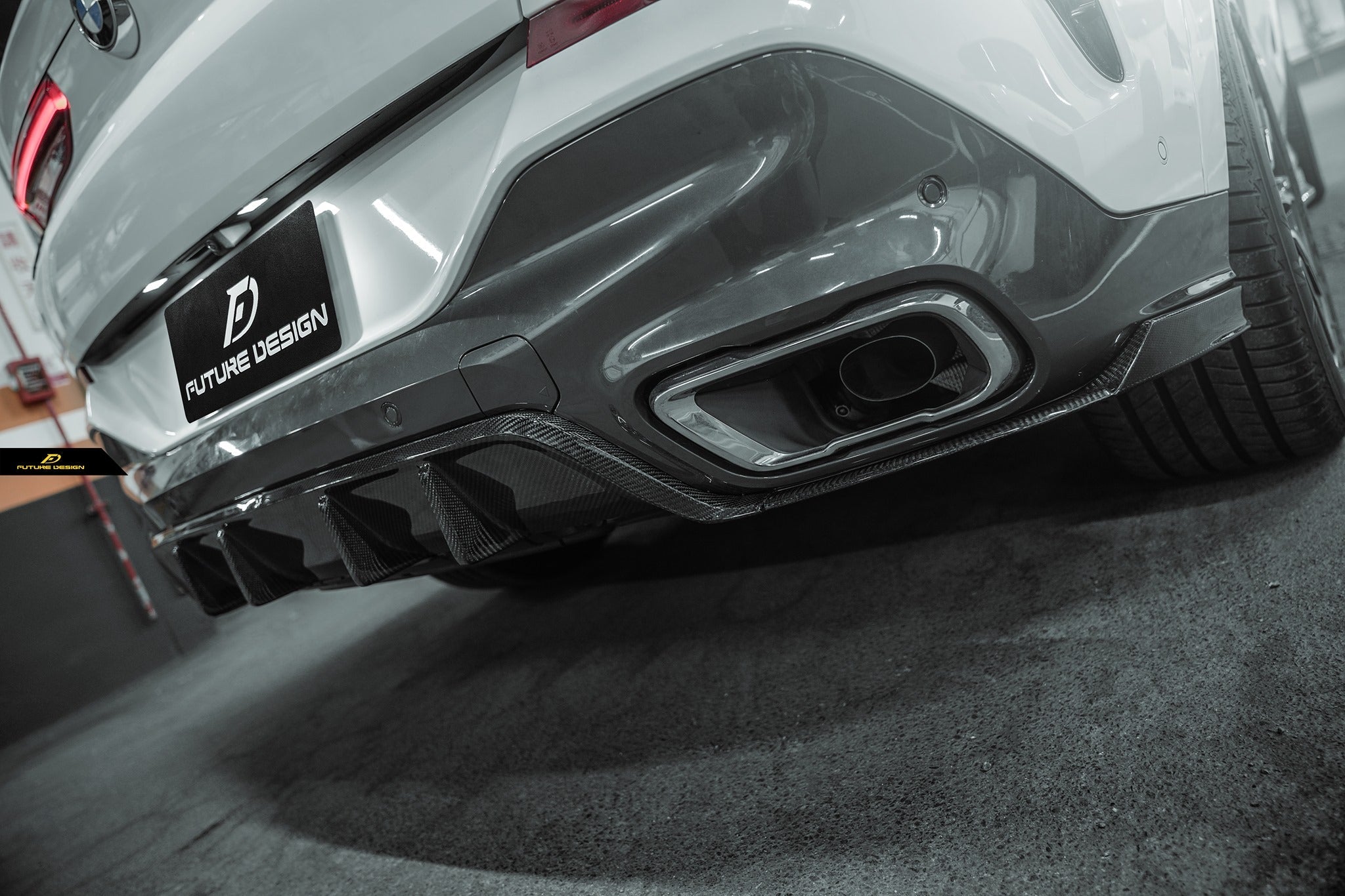 FUTURE DESIGN - BMW G06 X6 CARBON FIBRE REAR DIFFUSER - Aero Carbon UK