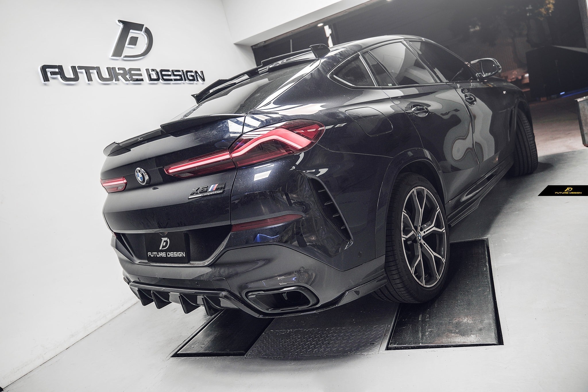 FUTURE DESIGN - BMW G06 X6 CARBON FIBRE REAR DIFFUSER - Aero Carbon UK