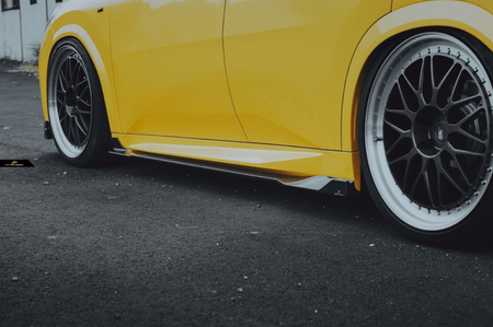 FUTURE DESIGN - BMW IX2 / X2 U10 DRY CARBON SIDE SKIRTS - Aero Carbon UK