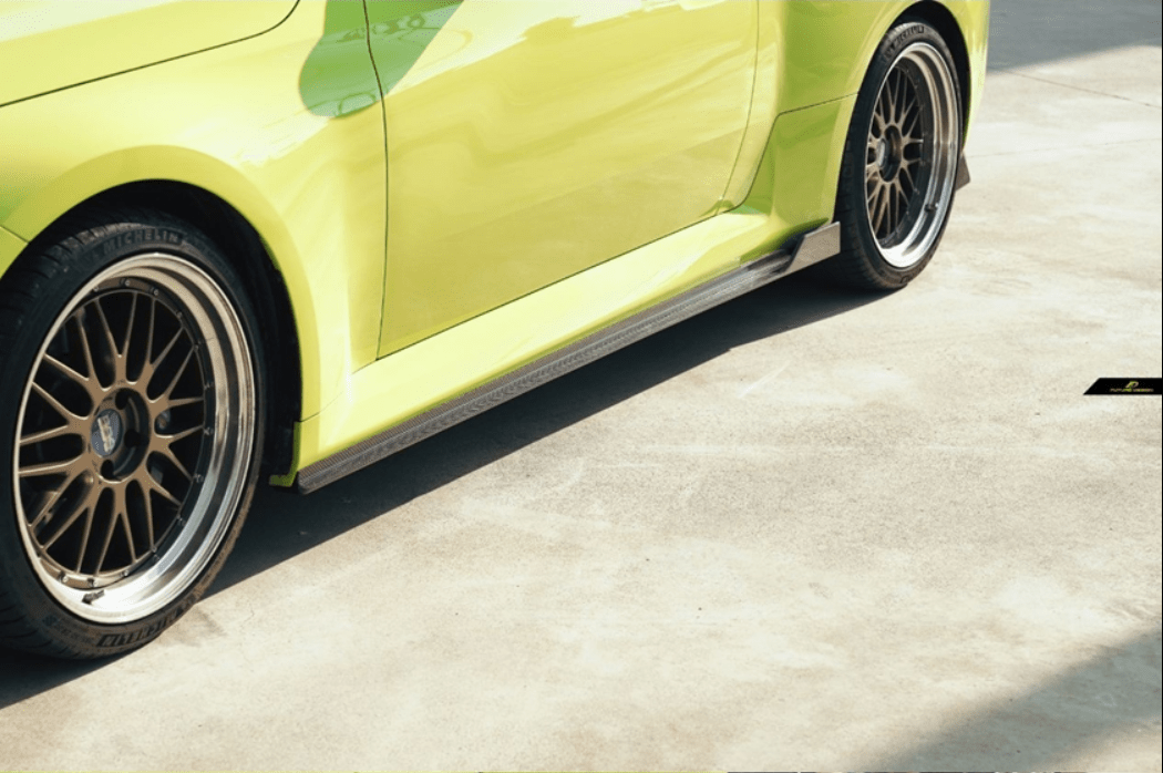 FUTURE DESIGN - BMW M2 G87 DRY CARBON SIDE SKIRTS - Aero Carbon UK