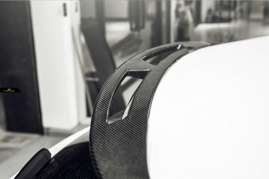 FUTURE DESIGN - MERCEDES BENZ CLA X118 SHOOTING BRAKE DRY CARBON FIBER ROOF SPOILER - Aero Carbon UK