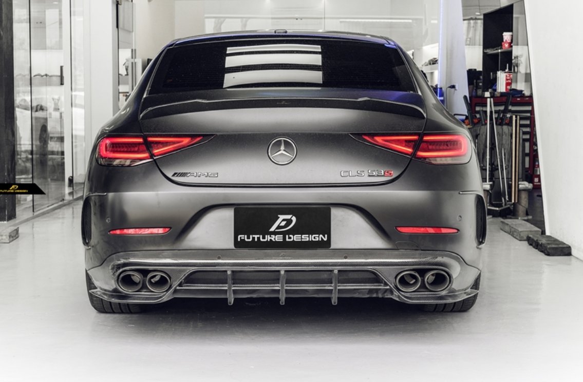 FUTURE DESIGN - MERCEDES BENZ CLS W257 DRY CARBON FIBRE REAR DIFFUSER - Aero Carbon UK