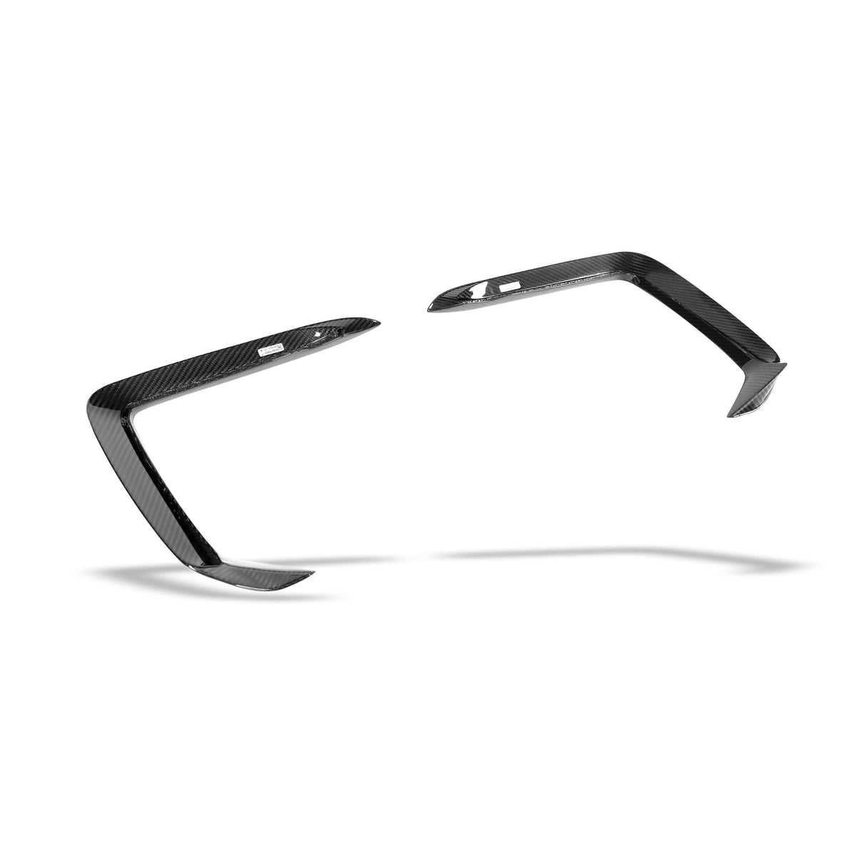 RevozPort BMW X6 G06 carbon fibre front canards detail