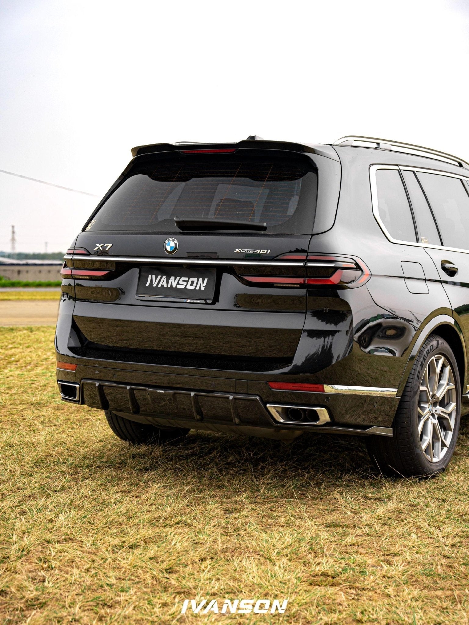 IVANSON - BMW X7 G07 LCI DRY CARBON FIBER REAR SPOILER - Aero Carbon UK