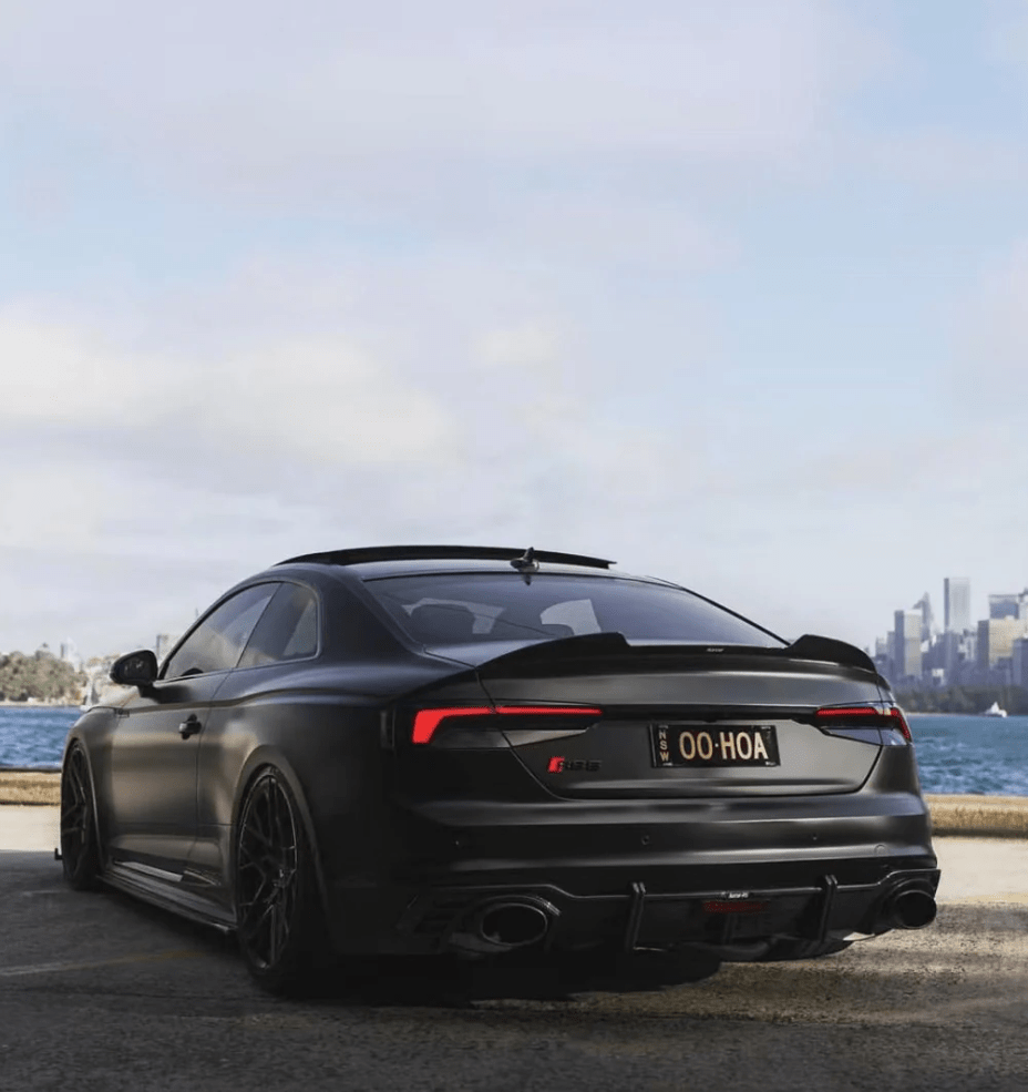 KARBEL - AUDI RS5 B9 CARBON FIBER LED REAR DIFFUSER - Aero Carbon UK