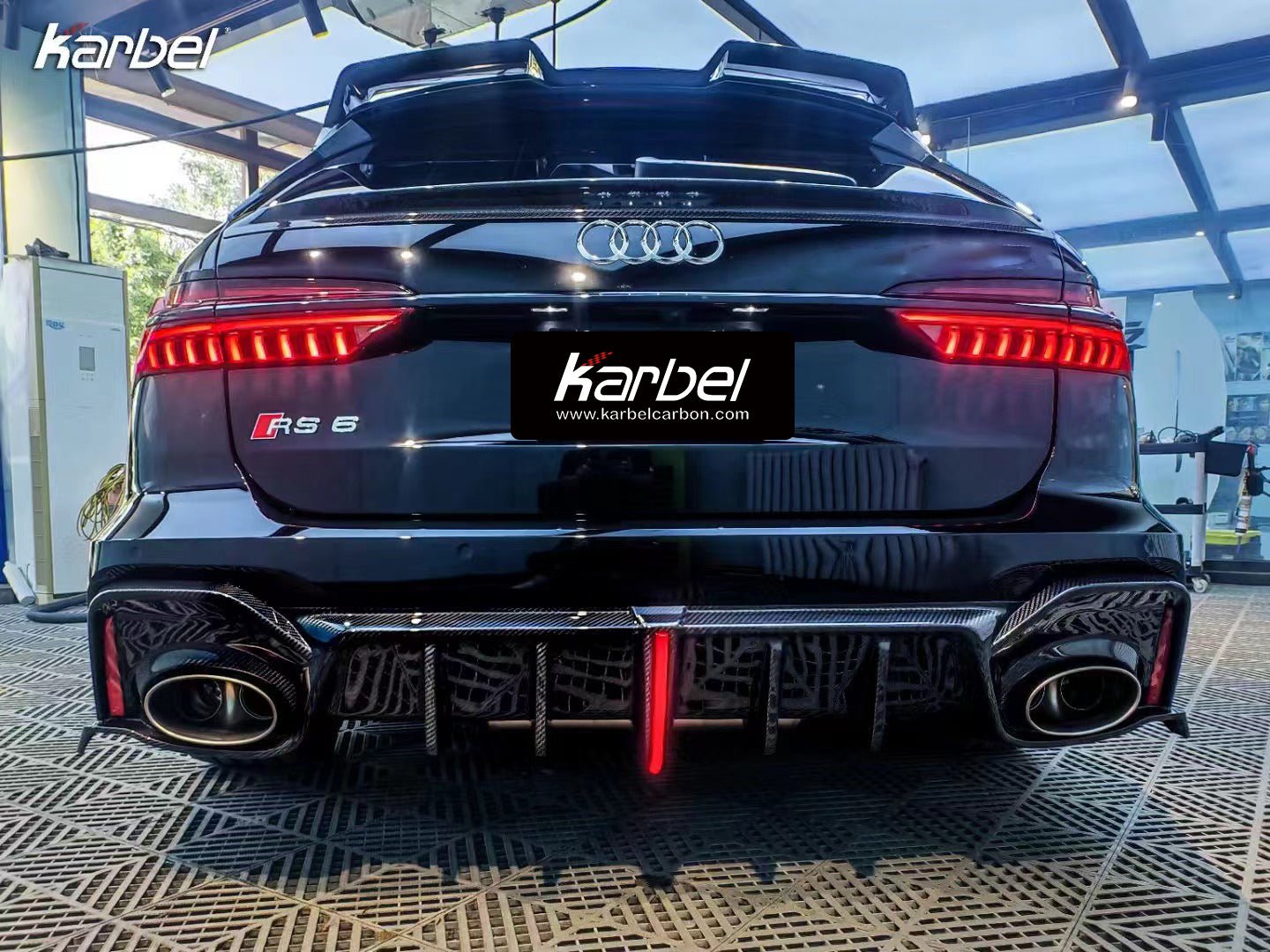 KARBEL - AUDI RS6 C8 DRY CARBON FIBRE REAR MID SPOILER - Aero Carbon UK
