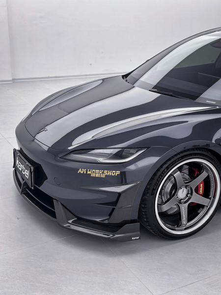 KARBEL - TESLA MODEL 3P PERFORMANCE HIGHLAND DRY CARBON FIBER FRONT VALANCES - Aero Carbon UK