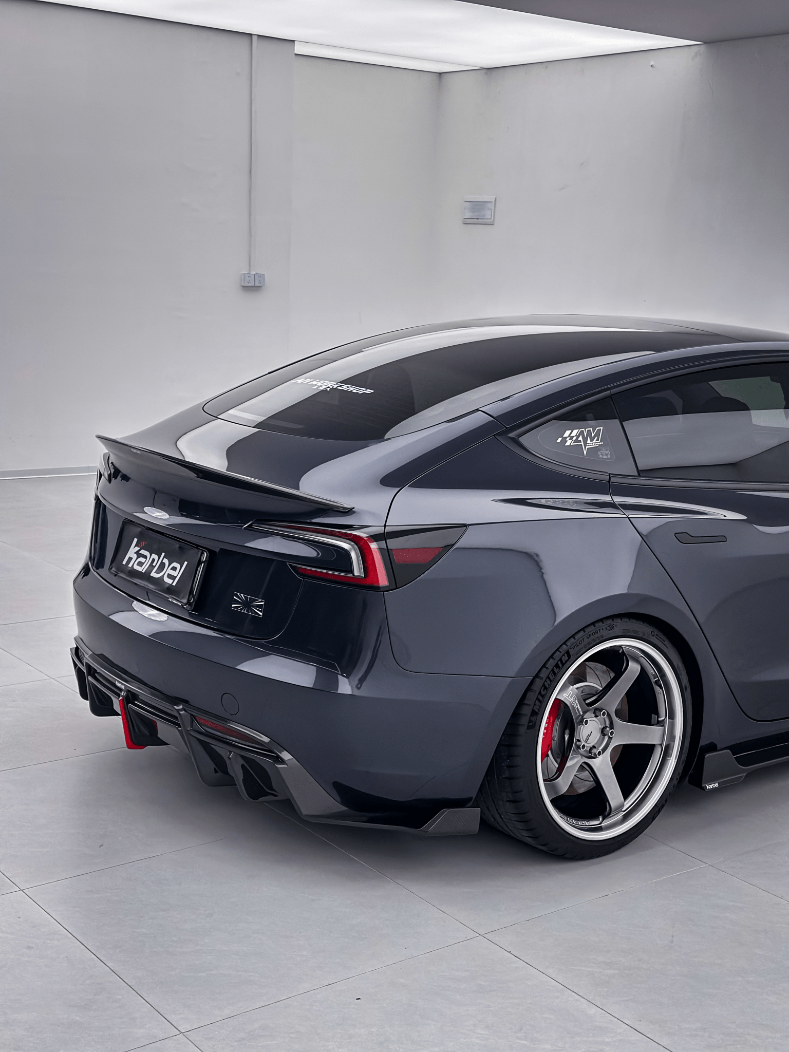 KARBEL - TESLA MODEL 3P PERFORMANCE HIGHLAND DRY CARBON FIBER LED REAR DIFFUSER - Aero Carbon UK