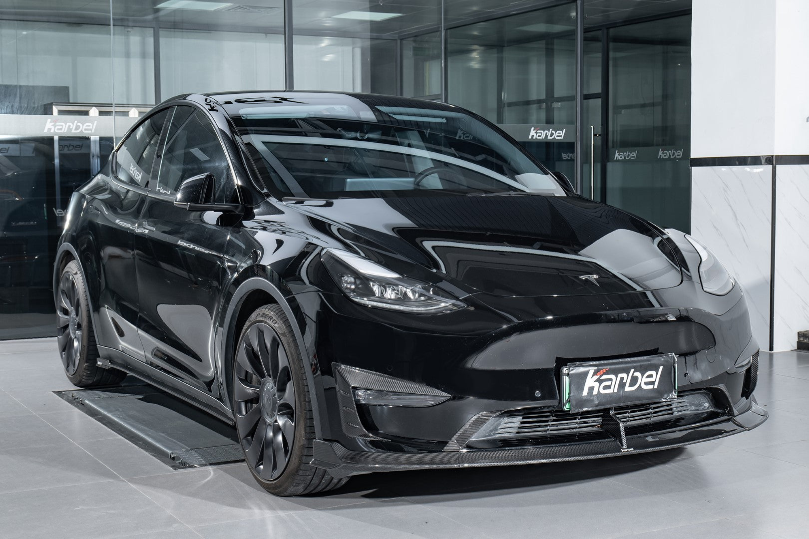 KARBEL - TESLA MODEL Y / PERFORMANCE DRY CARBON FIBRE FRONT LIP - Aero Carbon UK