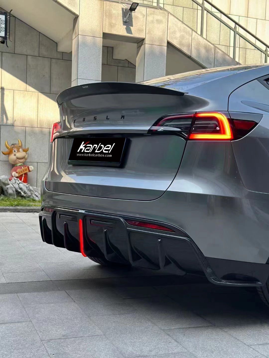 KARBEL - TESLA MODEL Y / PERFORMANCE DRY CARBON FIBRE REAR DIFFUSER - Aero Carbon UK