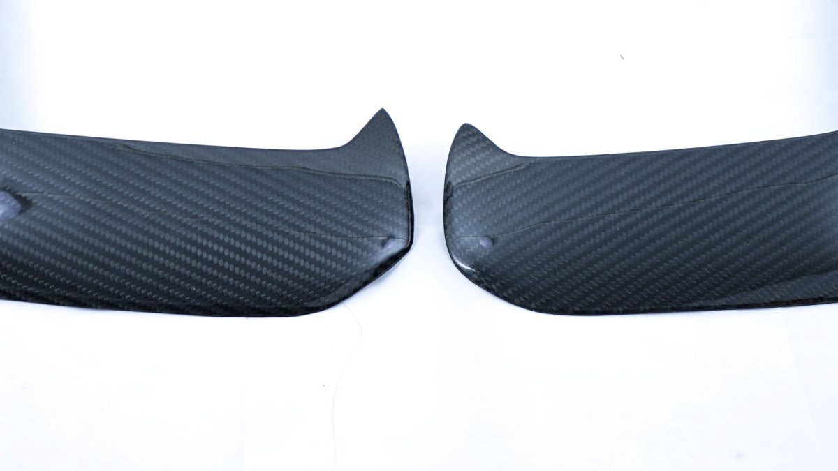 KARBEL - VOLKSWAGEN GOLF GTI MK7.5 CARBON FIBRE UPPER VALANCES - Aero Carbon UK