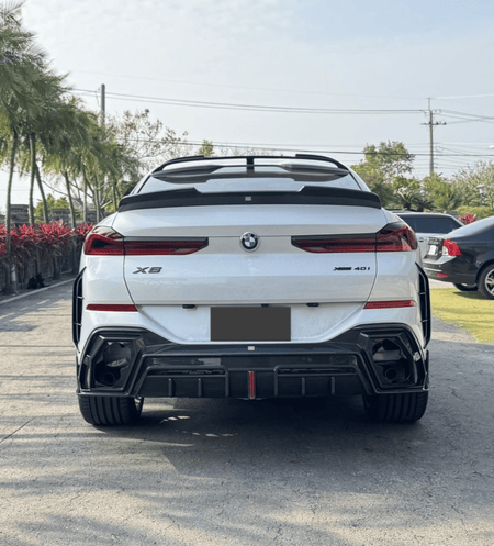 LUMING - BMW X6 G06 DRY CARBON FIBER LED REAR DIFFUSER - Aero Carbon UK