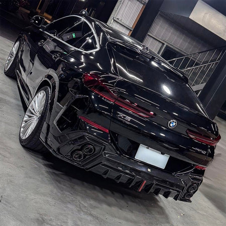 LUMING - BMW X6 G06 DRY CARBON FIBER LED REAR DIFFUSER - Aero Carbon UK