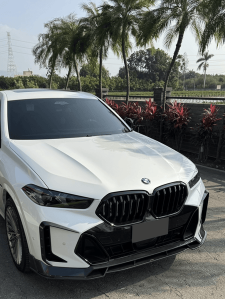 LUMING - BMW X6 G06 LCI DRY CARBON FIBER FRONT LIP - Aero Carbon UK