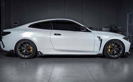 M47 - BMW 4 SERIES G22 / G23 DRY CARBON FIBRE SIDE VENT TRIM - Aero Carbon UK