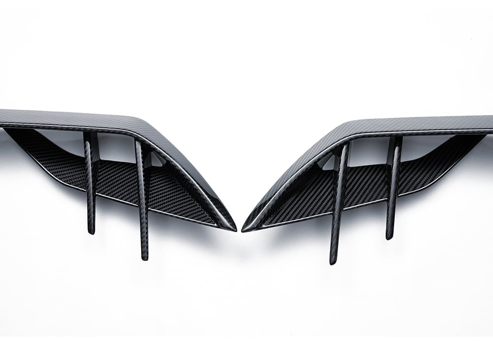 PAKTECHZ - BMW XM G09 DRY CARBON FIBRE FRONT CANARDS - Aero Carbon UK