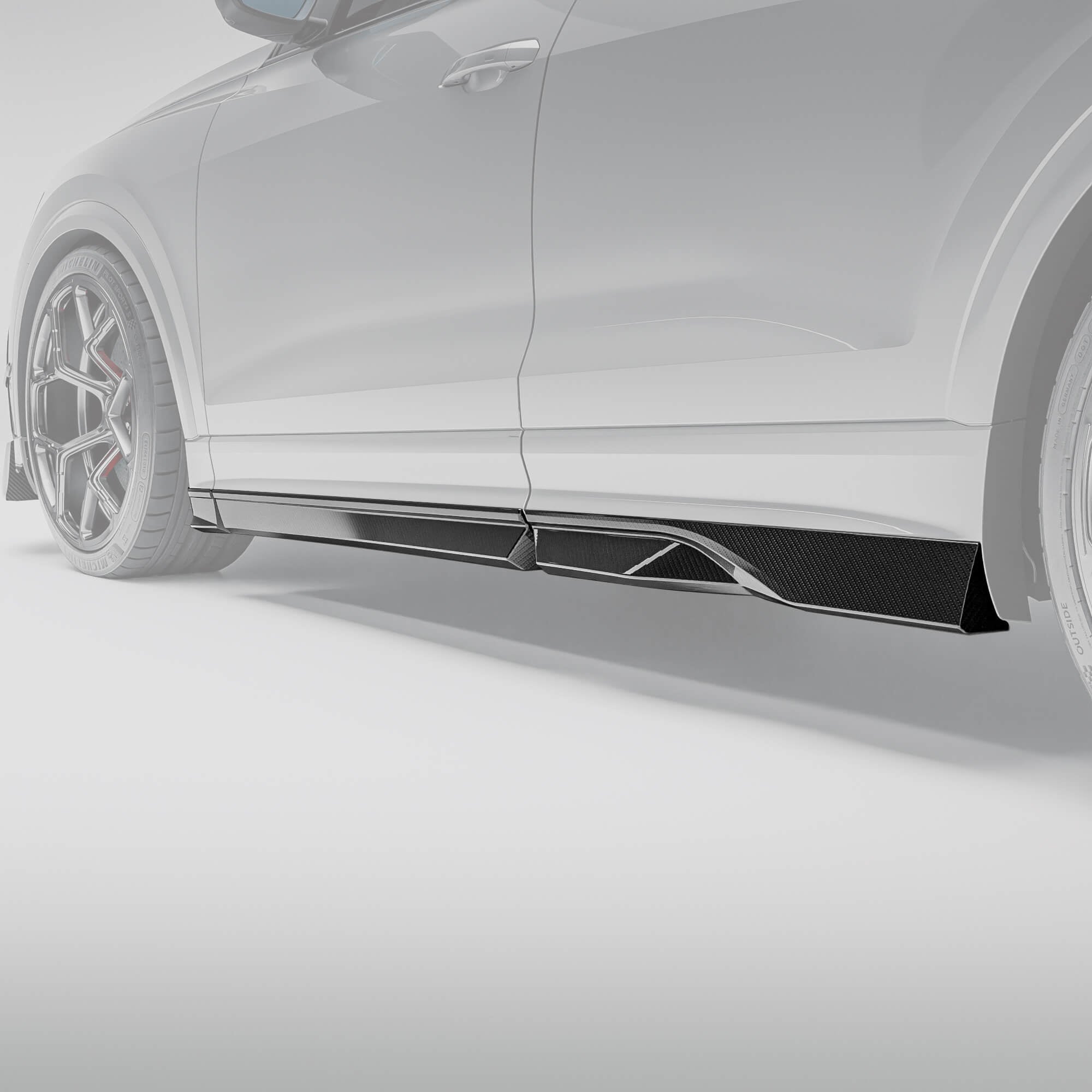 REVOZPORT - AUDI RSQ8 PRE-LCI DRY CARBON FIBRE SIDE SKIRTS - Aero Carbon UK