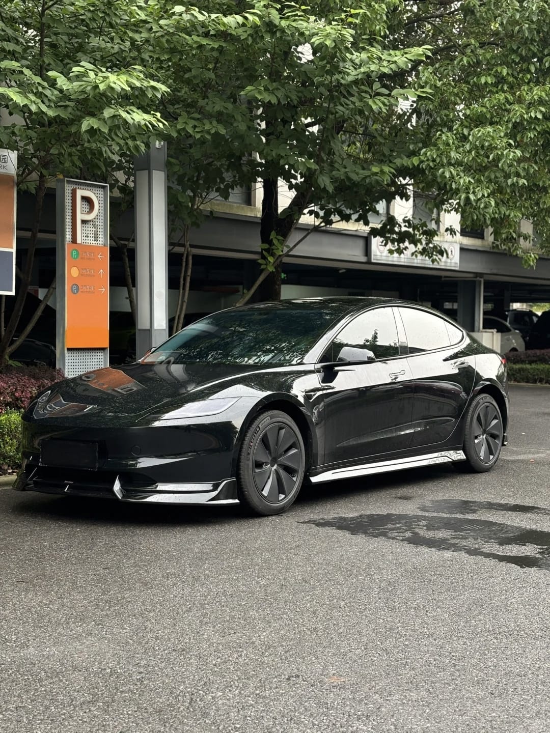 REVSTANCE - TESLA MODEL 3 FACELIFT 2024+ ABS PLASTIC GLOSS BLACK BODY KIT - Aero Carbon UK