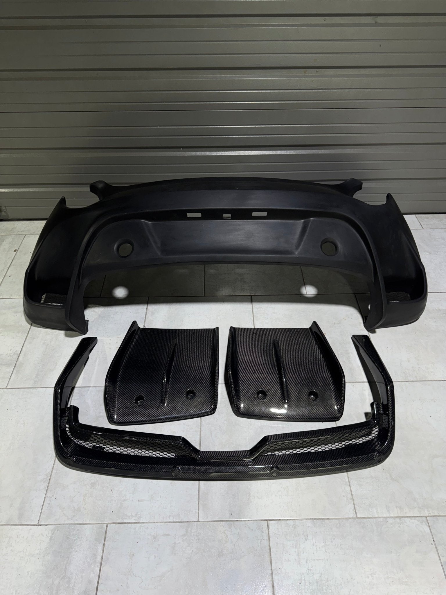 ROBOT - LOTUS EVORA 2018-2021 FRP / CARBON FIBRE REAR BUMPER AND DIFFUSER - Aero Carbon UK