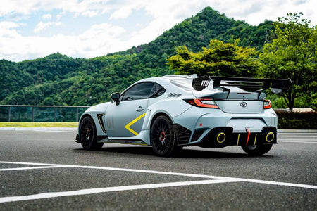 ROBOT - TOYOTA GR86 ZN8 / SUBARU BRZ ZD8 2022+ FRP / CARBON FIBRE GT WING - Aero Carbon UK