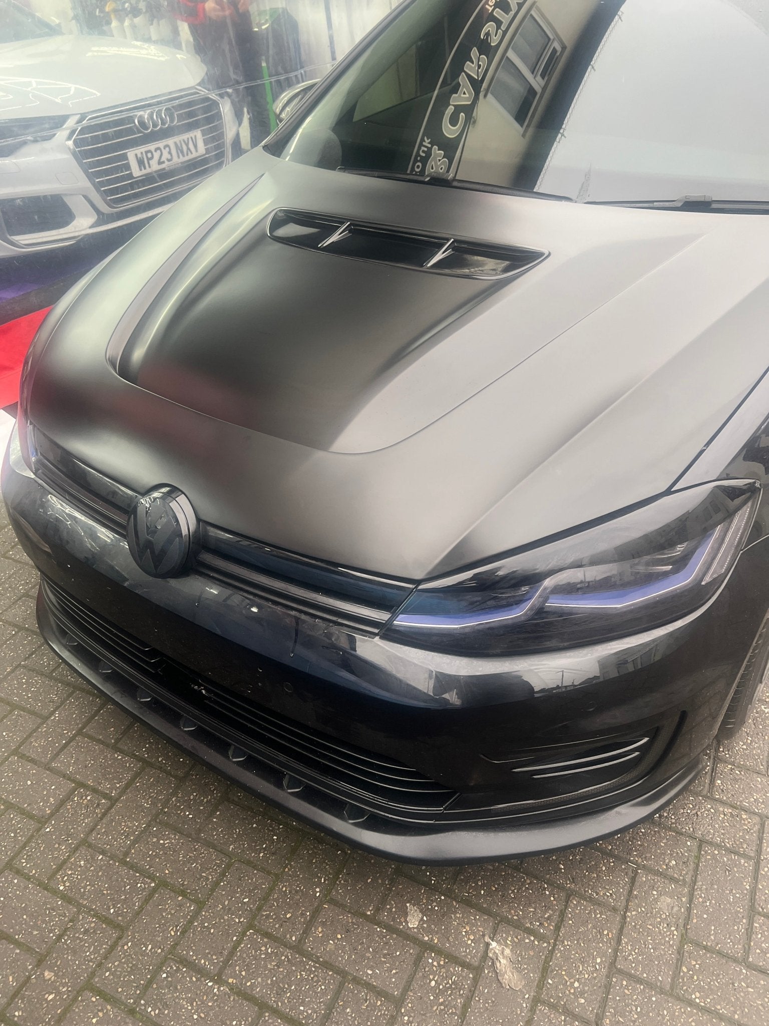 ROBOT - VOLKSWAGEN GOLF GTI / GOLF R ( MK7 / MK7.5 ) BONNET HOOD - Aero Carbon UK