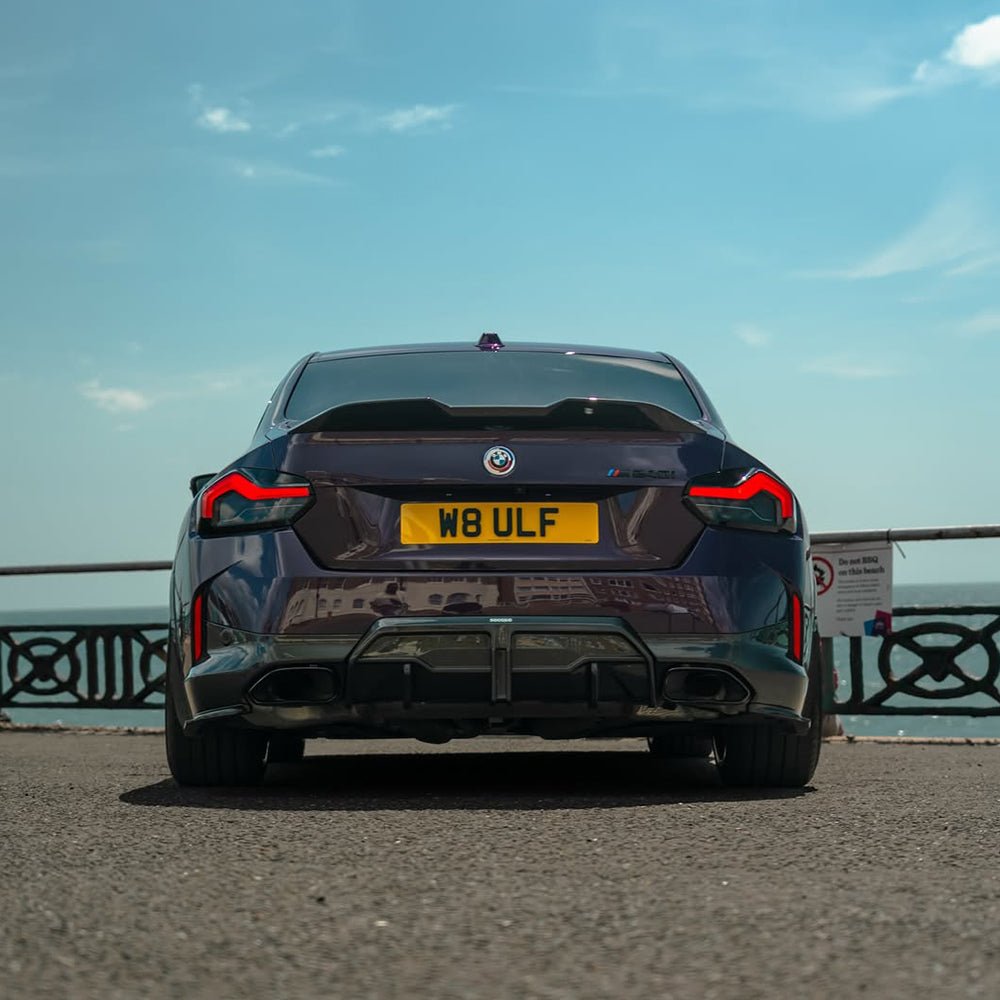 SOOQOO - BMW 2 SERIES G42 / M240I DRY CARBON FIBRE REAR CENTRE DIFFUSER - Aero Carbon UK