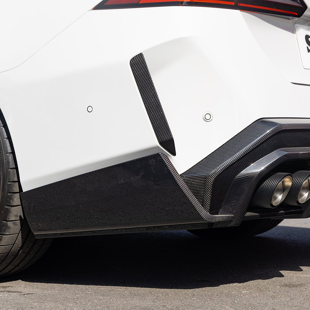 SOOQOO - BMW M5 G90 DRY CARBON FIBER REFLECTOR TRIMS - Aero Carbon UK