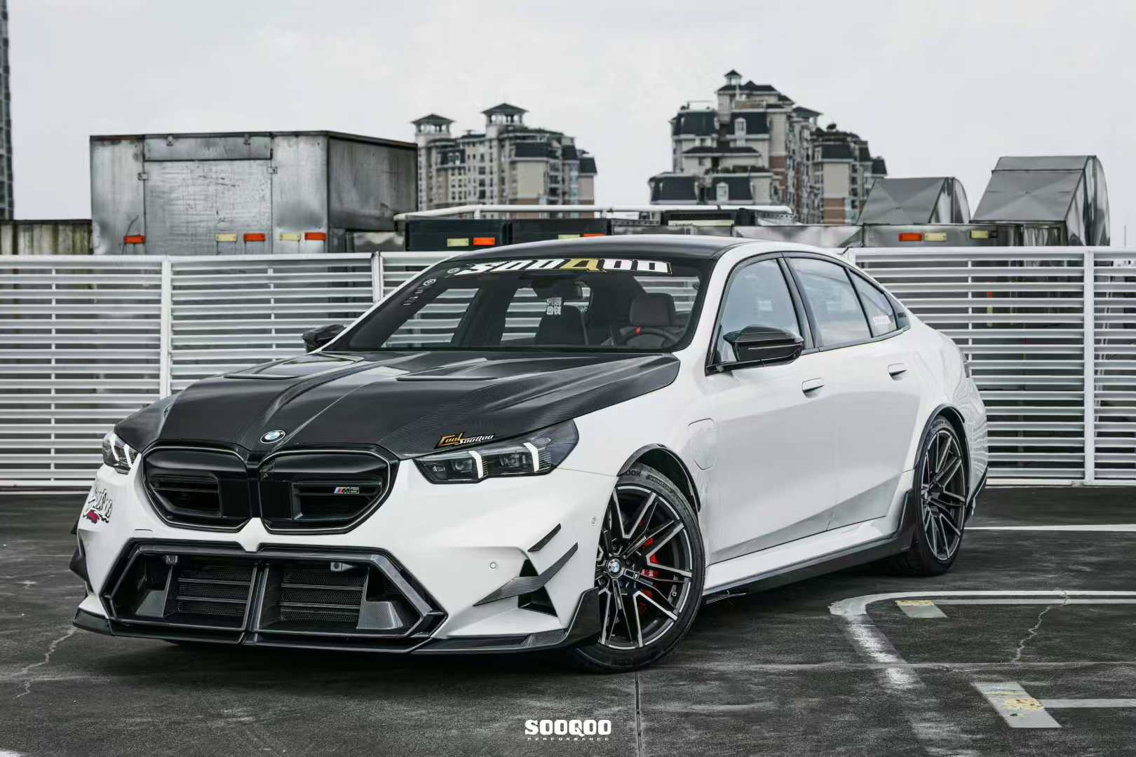 SOOQOO - BMW M5 G90 / G99 DRY CARBON FIBER BONNET HOOD - Aero Carbon UK