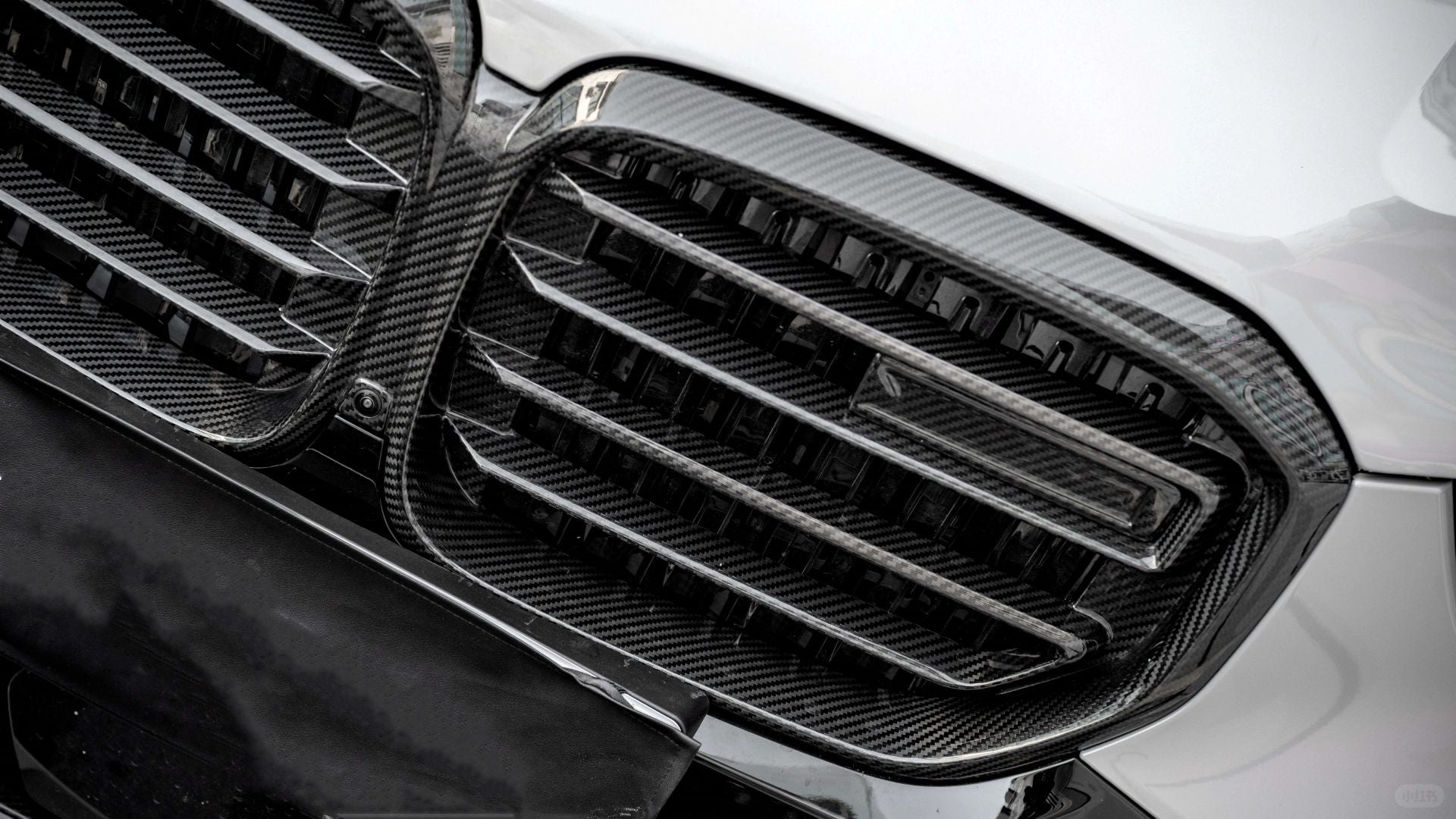 SOOQOO - BMW X5 G05 LCI DRY CARBON FIBRE FRONT GRILLE GRILL - Aero Carbon UK