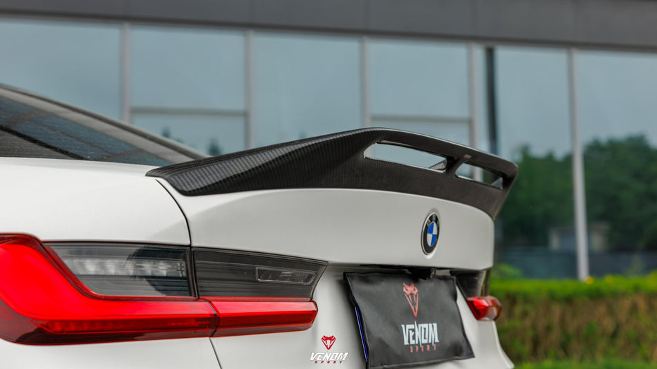 VENOM SPORT - BMW 3 SERIES G20 DRY CARBON FIBER DUCKTAIL SPOILER - Aero Carbon UK