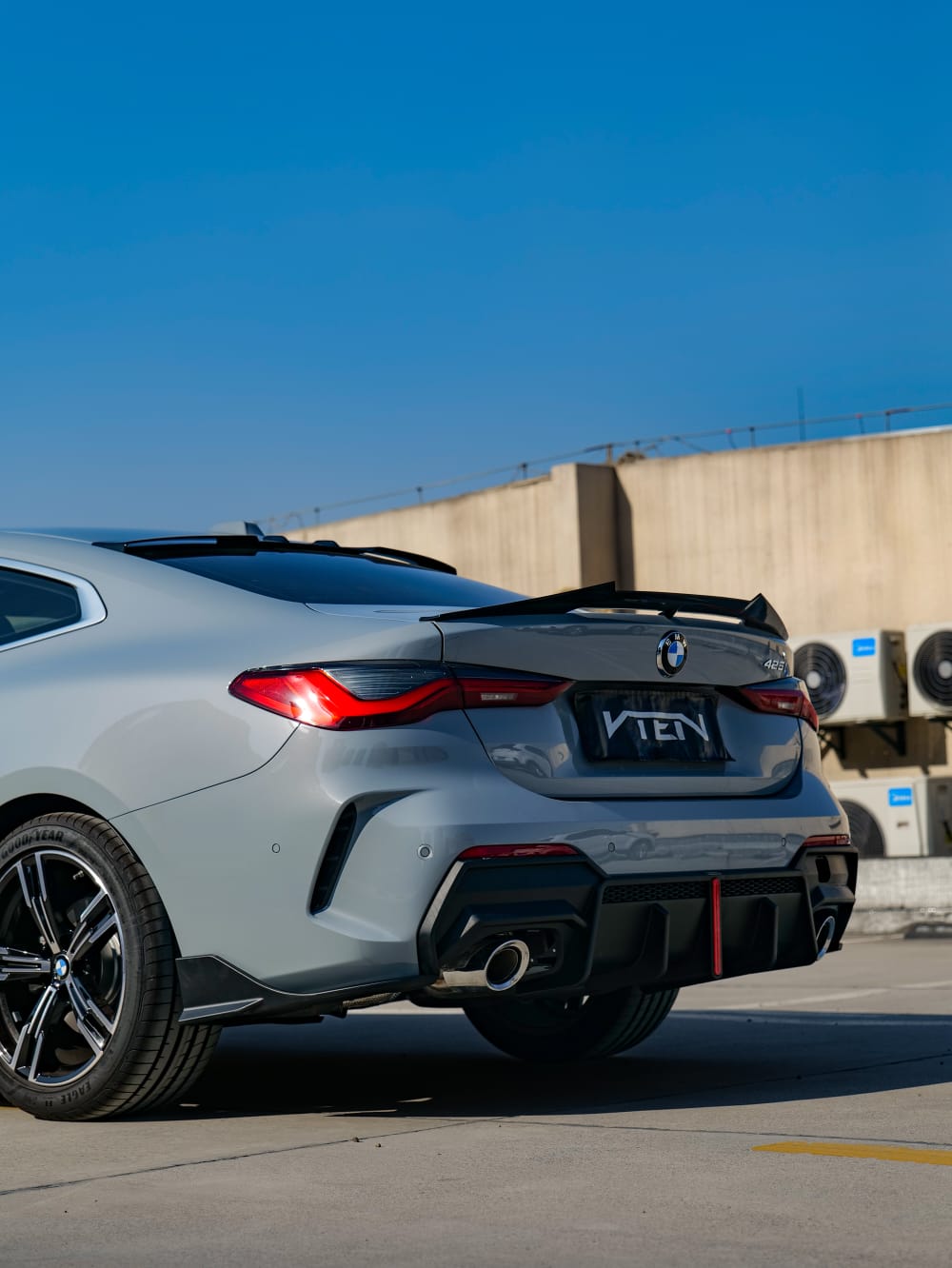 VTEN - BMW 4 SERIES G22 ABS GLOSS BLACK LED REAR DIFFUSER - Aero Carbon UK