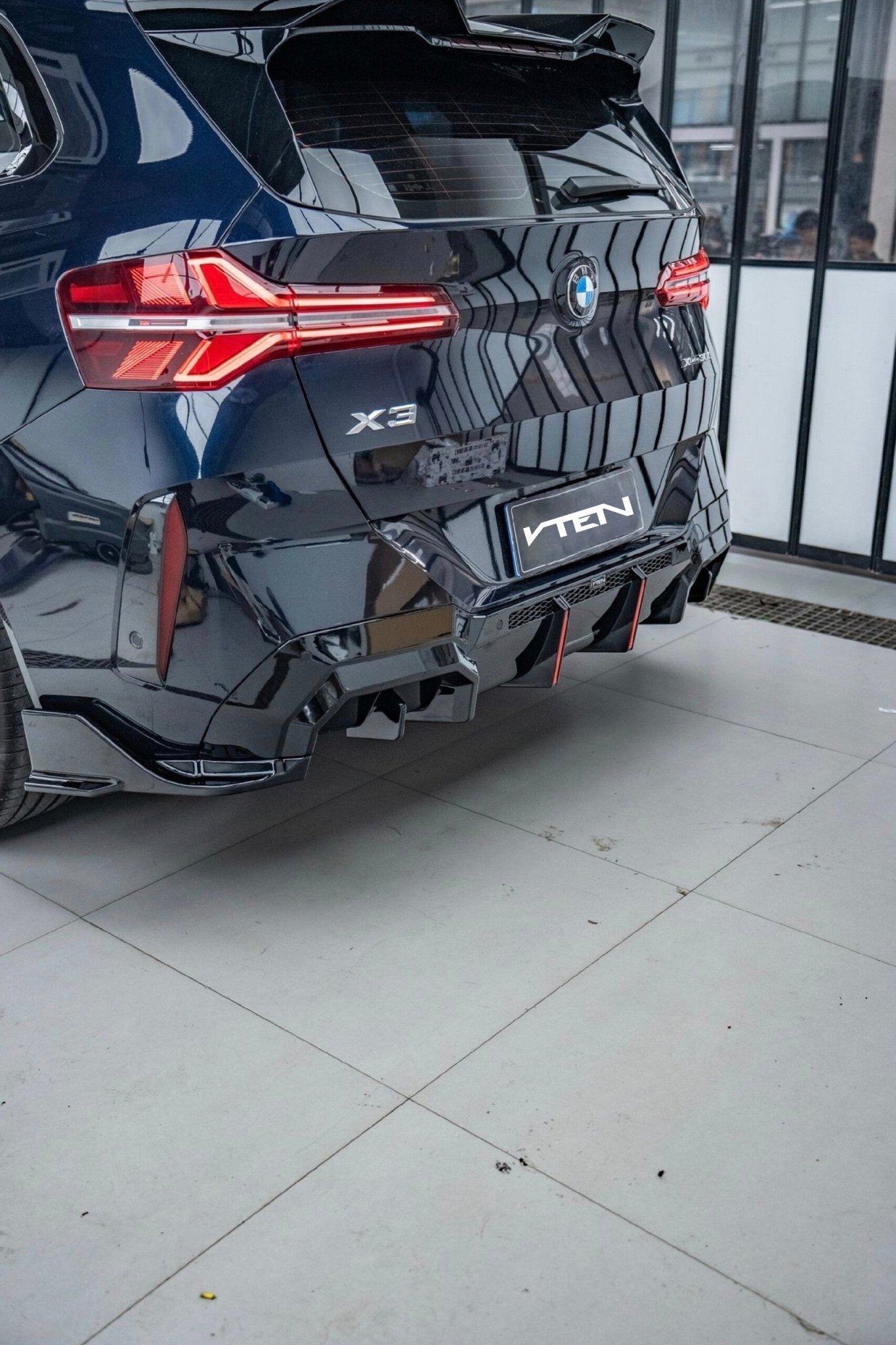 VTEN - BMW X3 G45 2025+ GLOSS BLACK REAR LED DIFFUSER - Aero Carbon UK