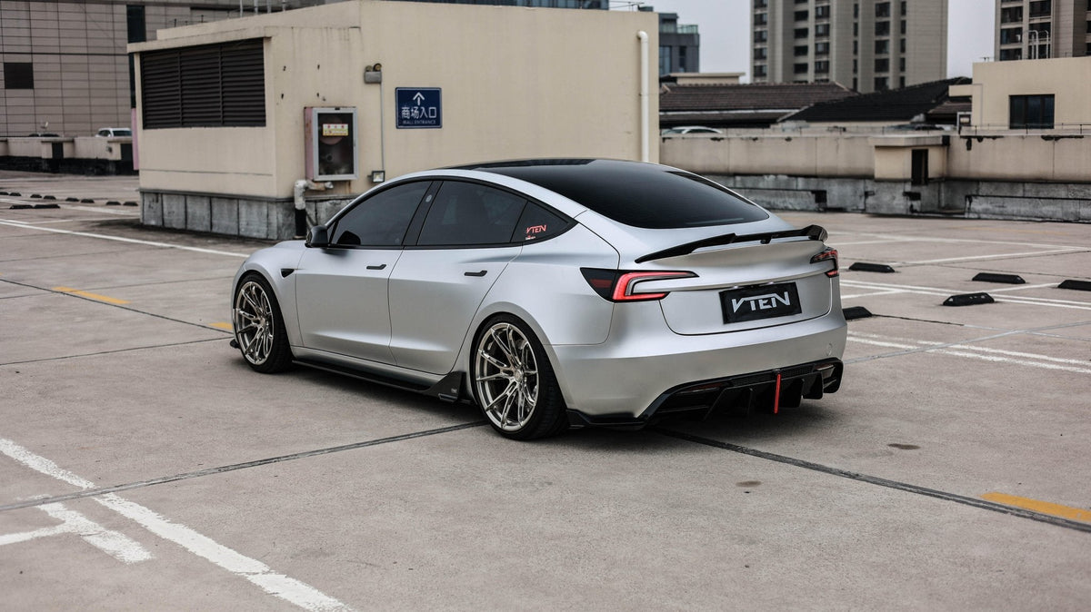 VTEN - TESLA MODEL 3 HIGHLAND 2023+ PP GLOSS BLACK SIDE SKIRTS - Aero Carbon UK