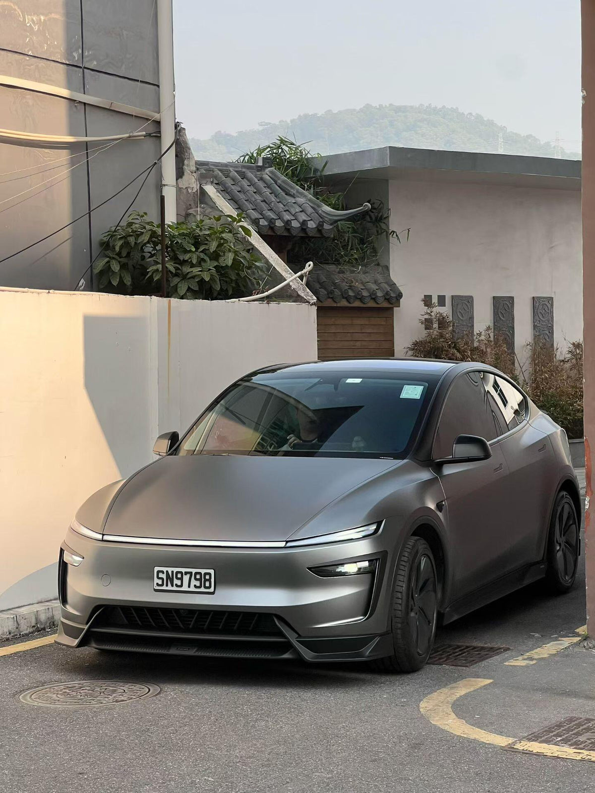 YOFER - TESLA MODEL Y JUNIPER REFRESH 2025+ FRP FRONT LIP - Aero Carbon UK