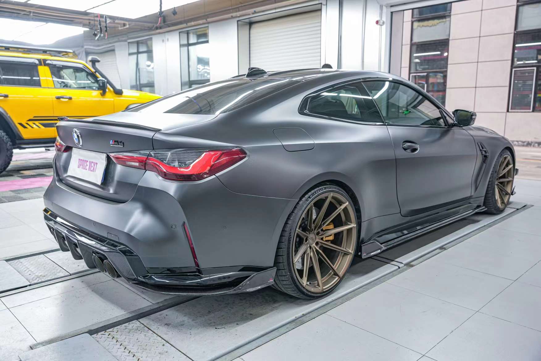 AE DESIGN - BMW M3 G80 / M4 G82 DRY CARBON FIBRE REAR DIFFUSER V2 ...