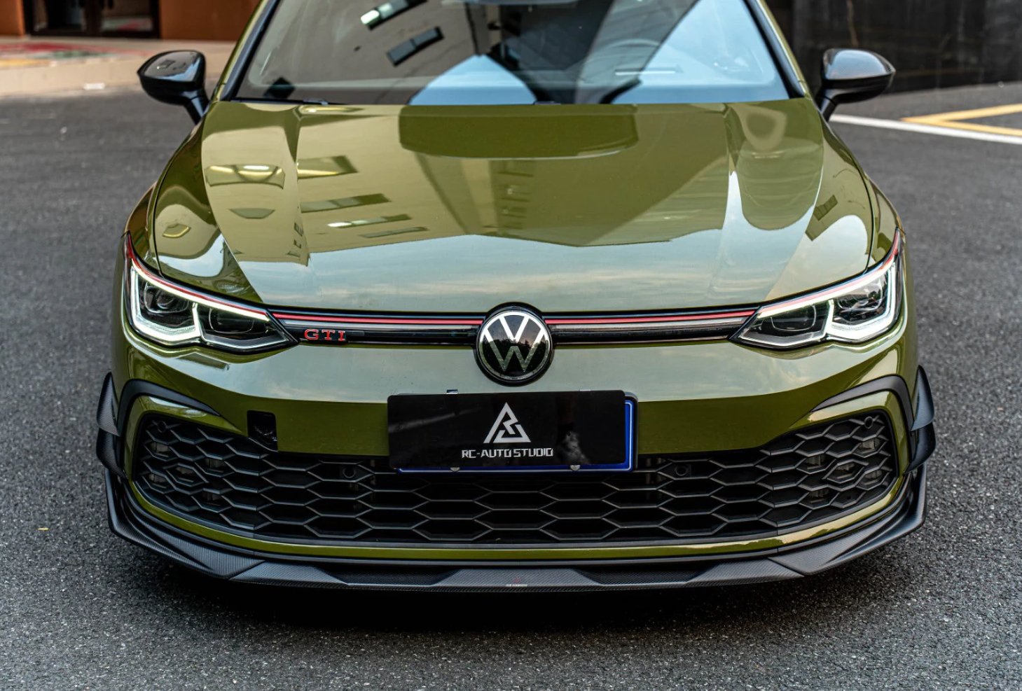 AE DESIGN VOLKSWAGEN GOLF MK8 GTI R LINE CARBON FIBRE FRONT CANARD ae-design-volkswagen-golf-mk8-gti-r-line-carbon-fibre-front-canard