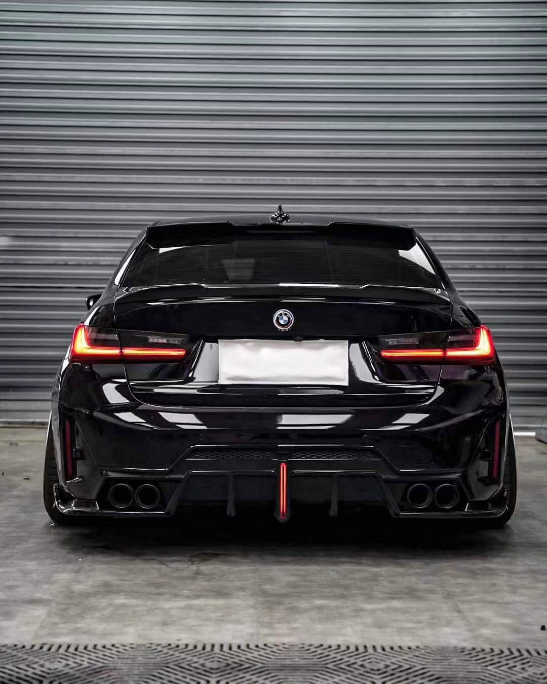 AERO CARBON - BMW G20 3 SERIES LCI GLOSSY BLACK SLIM LED DIFFUSER - Aero Carbon UK