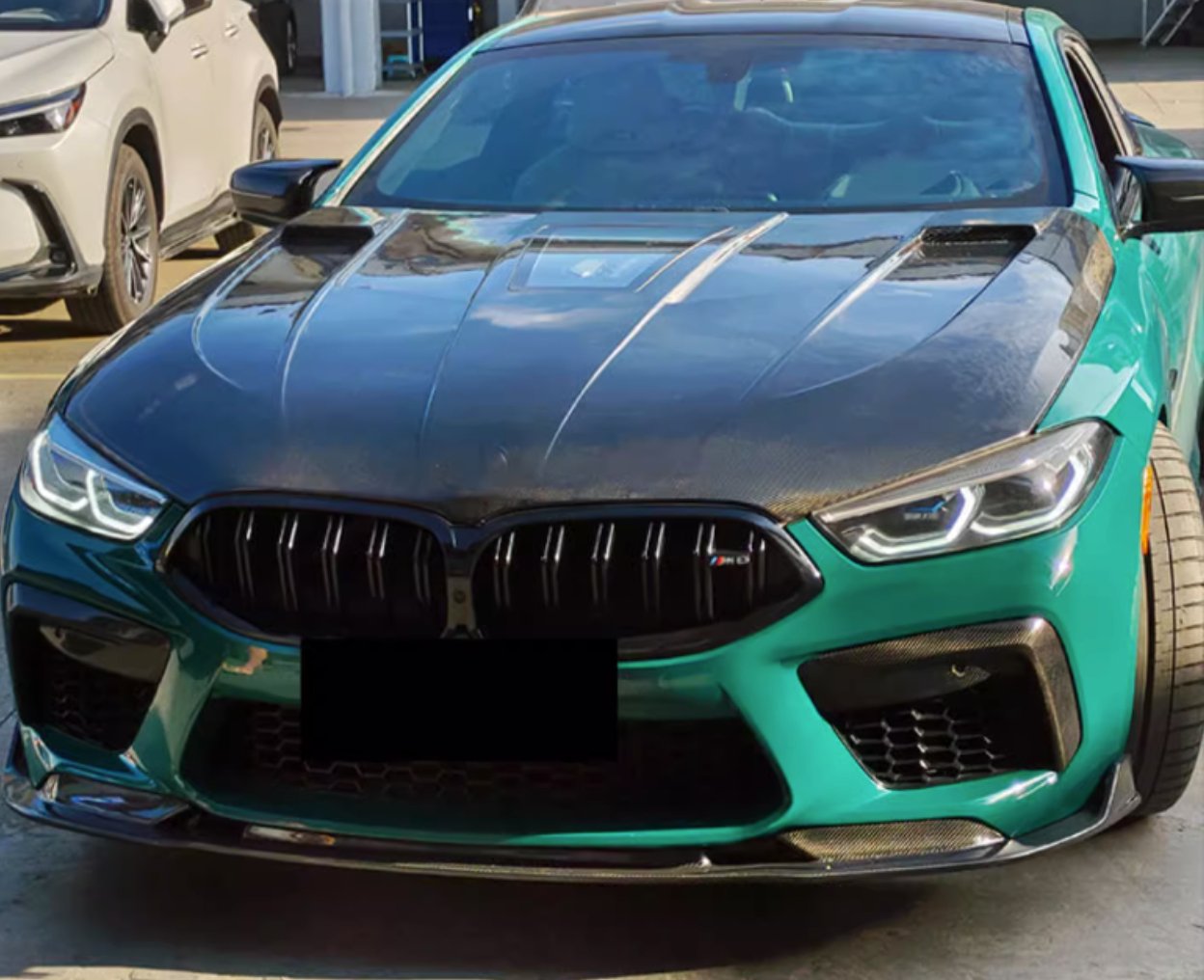 AERO CARBON - BMW M8 COUPE F92 CARBON FIBRE BONNET HOOD WITH TRANSPARENT GLASS - Aero Carbon UK