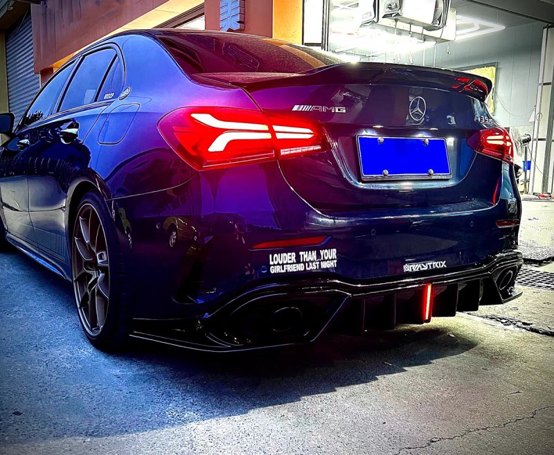 AERO CARBON - MERCEDES BENZ A CLASS W177 SALOON GLOSS BLACK SLIM LINE LED REAR DIFFUSER - Aero Carbon UK