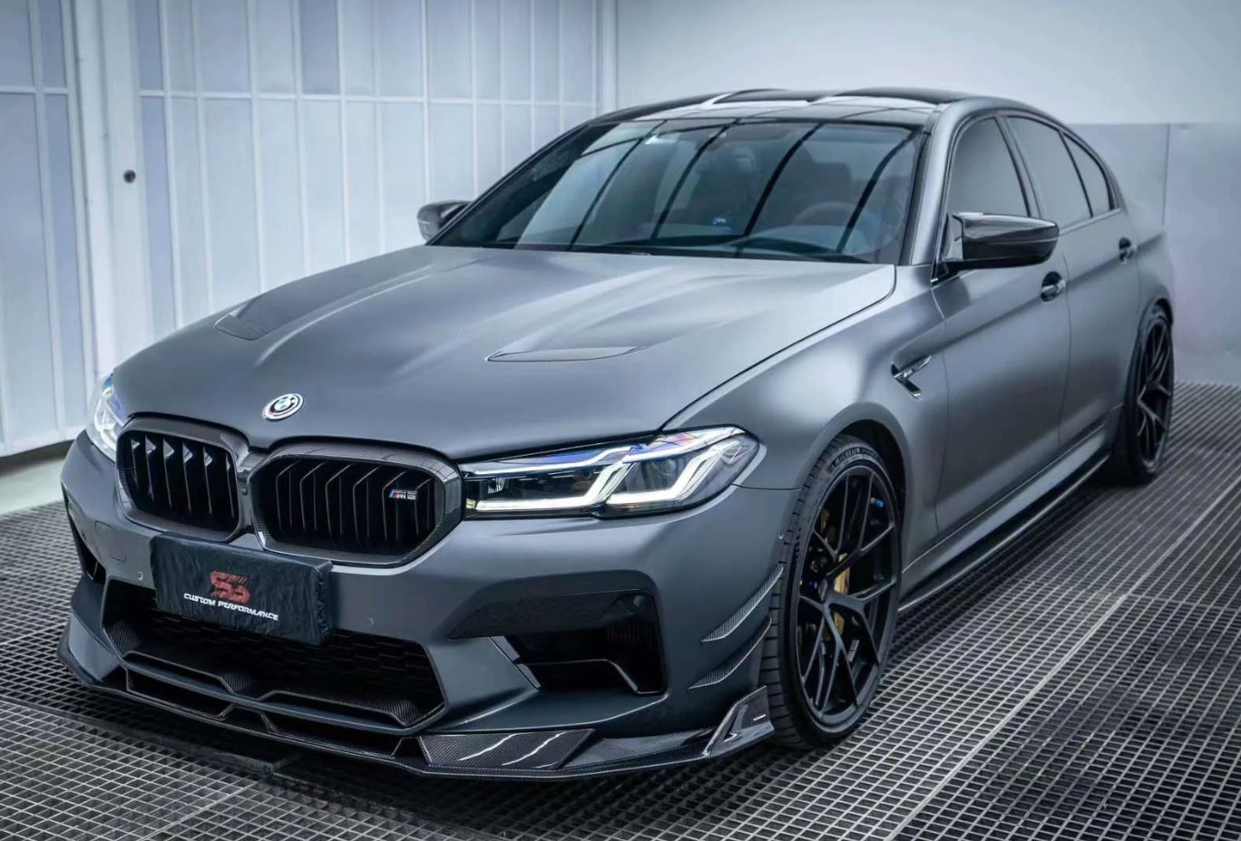 AERO DESIGN - BMW M5 F90 G30 540i M550i CARBON FIBRE BONNET HOOD - Aero Carbon UK