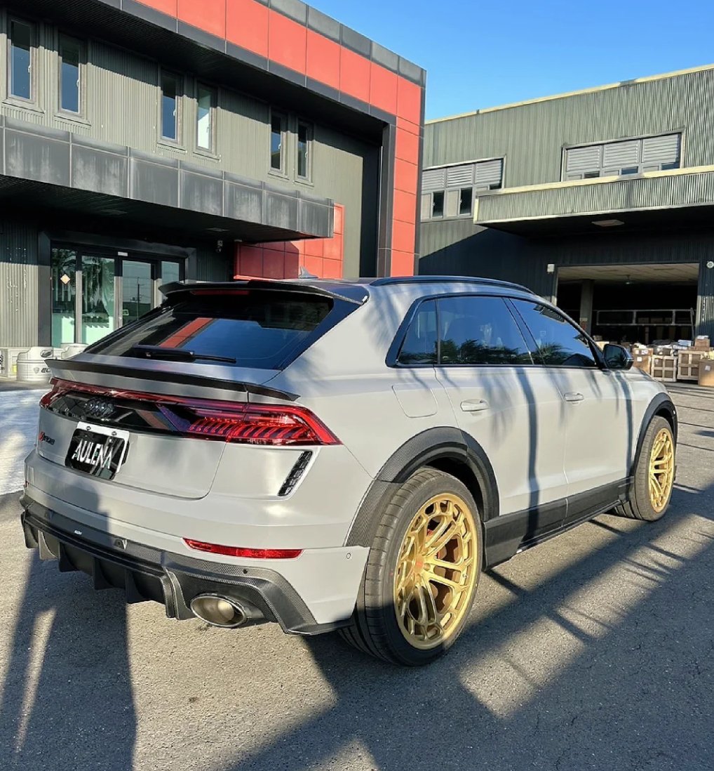 AULENA - AUDI RSQ8 DRY CARBON FIBRE REAR MID SPOILER - Aero Carbon UK