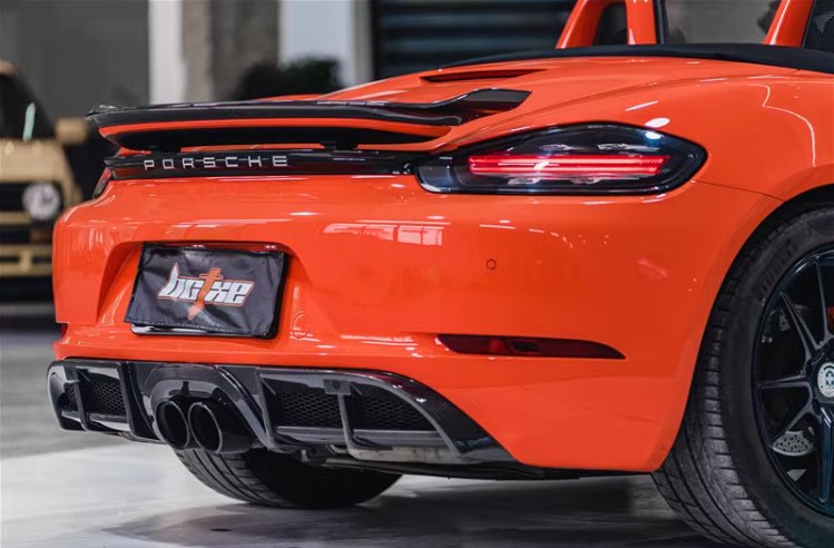 BCTXE - PORSCHE 718 BOXSTER / CAYMAN CARBON FIBRE REAR DIFFUSER - Aero Carbon UK