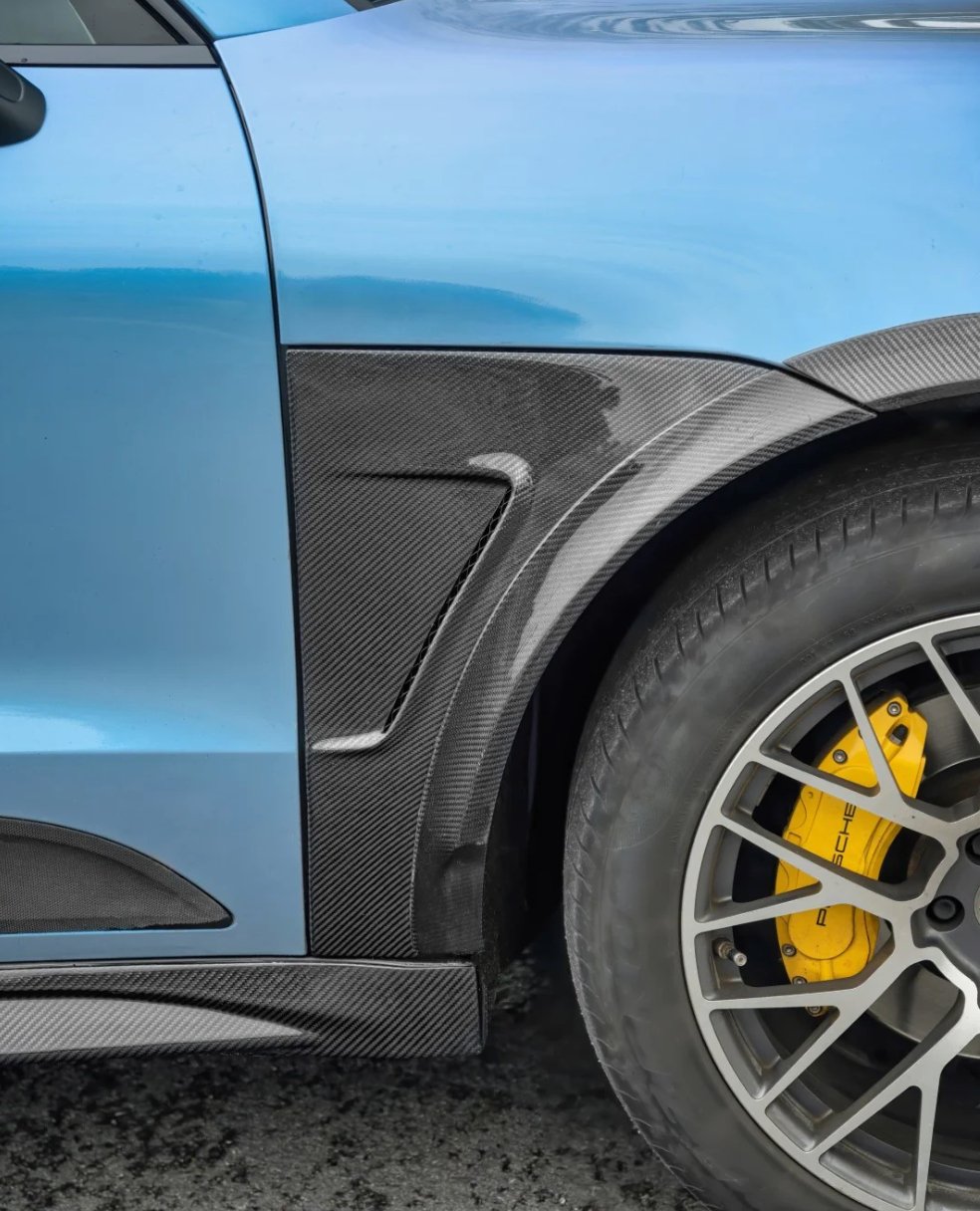 CMST - PORSCHE MACAN CARBON FIBRE FRONT FENDERS SET - Aero Carbon UK