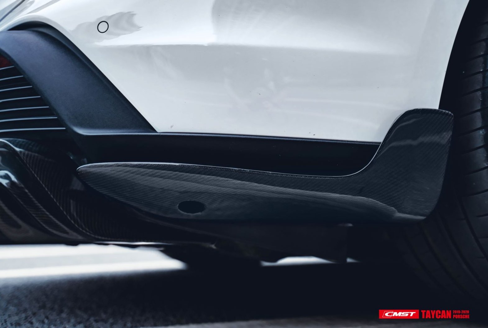 CMST - PORSCHE TAYCAN TURBO DRY CARBON FIBRE REAR DIFFUSER – Aero Carbon UK