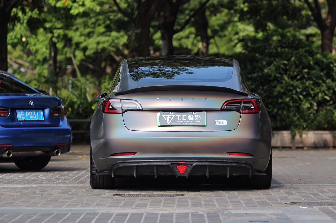 CMST - TESLA MODEL 3 CARBON FIBRE SPOILER V1 - Aero Carbon UK