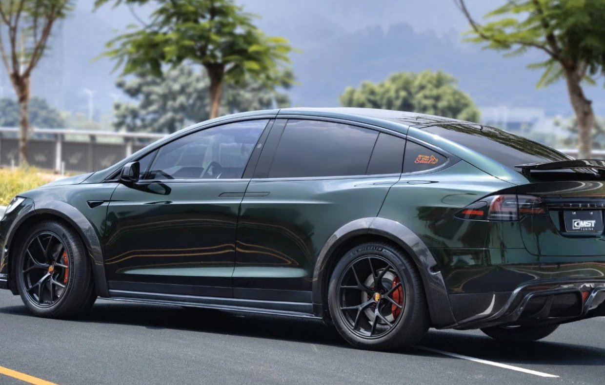 CMST - TESLA MODEL X CARBON FIBRE SIDE SKIRTS - Aero Carbon UK